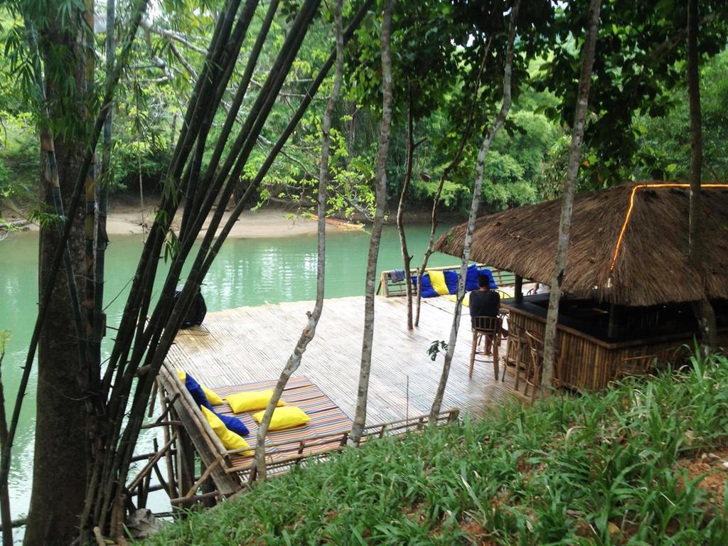 Love And Peace Deep Jungle River Paradise Resort Puerto Princesa Exterior photo