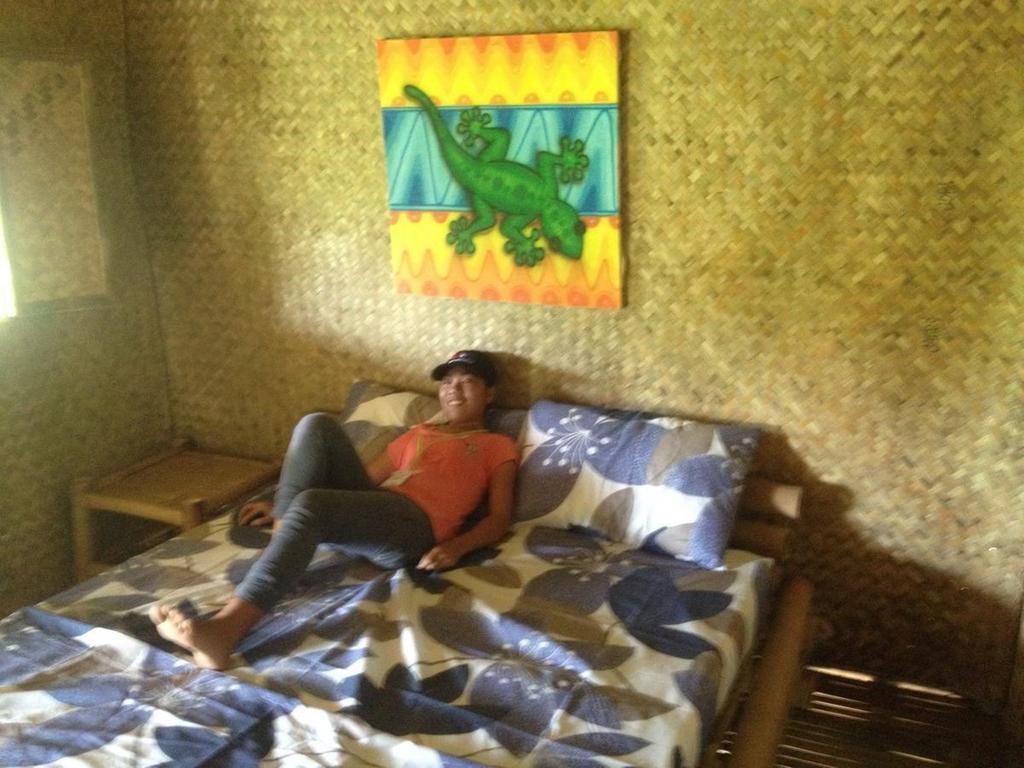 Love And Peace Deep Jungle River Paradise Resort Puerto Princesa Room photo